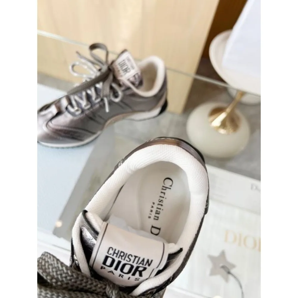 2025SS DIOR ディオール 新品は継続して大人気 レディース用 スニーカー 商品画像 8