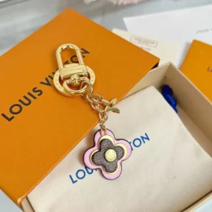 2025SS キーホルダー LOUIS VUITTON ルイヴィトン ファン殺到の夏季新作 早い者勝ち 商品画像 1