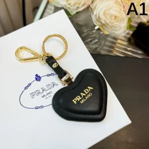 2025SS キーホルダー PRADA プラダ 洗練されたスタイリッシュデザインが魅力の新作 商品画像 1