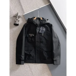2026新品 アウター PRADA プラダ セレブ愛用の春夏新作注目モデル 商品画像 1