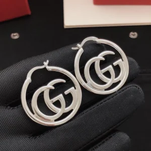 2026新品 イヤリング GUCCI グッチ 目を引く新鮮な人気新品 商品画像 1
