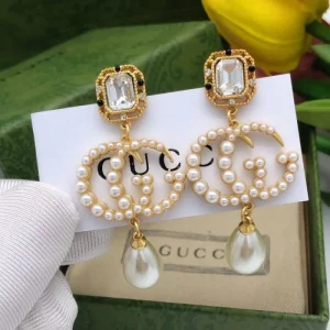 2026新品 イヤリング GUCCI グッチ 今年らしい着こなしが楽しめるアイテム 商品画像 1