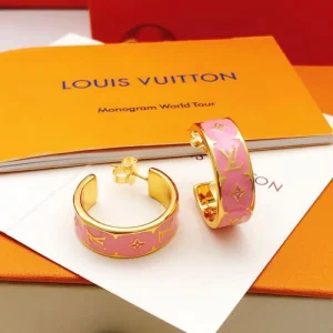 2026新品 イヤリング LOUIS VUITTON ルイヴィトン 根強い人気を誇る定番イヤリング 商品画像 1