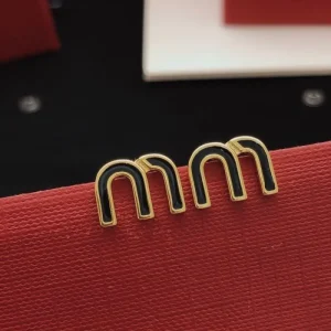 2026新品 イヤリング MIU MIU ミュウミュウ 超人気美品 セール中アイテム 商品画像 1
