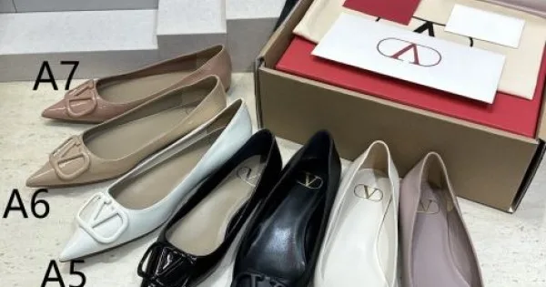 2026新作 VALENTINO ヴァレンティノ ハイヒール 定番&トレンドアイテム 商品画像 11