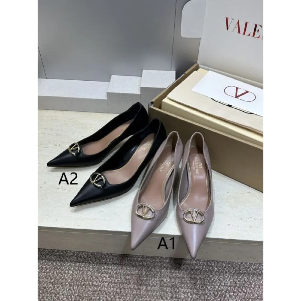 VALENTINO 2026春夏 ヴァレンティノ ハイヒール 上品カラーモデル 商品画像 1