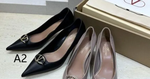 VALENTINO 2026春夏 ヴァレンティノ ハイヒール 上品カラーモデル 商品画像 11