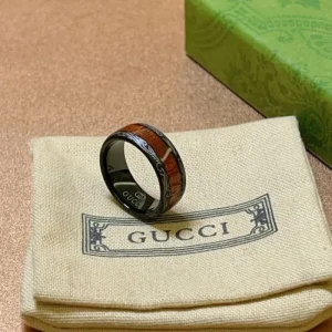 2026新品 リング GUCCI グッチ 最新トレンドを押さえたファッションリング 商品画像 1