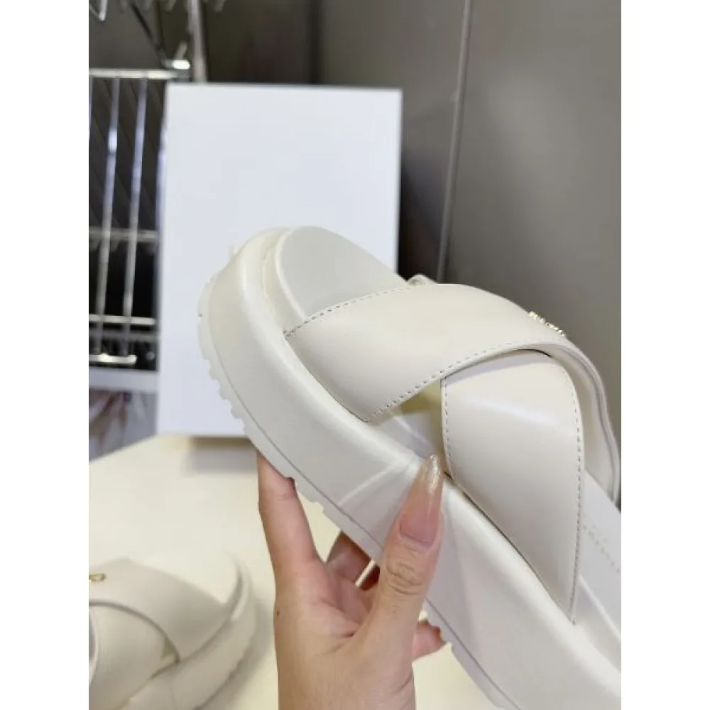 2026新作 サンダル DIOR ディオール 雑誌掲載 話題の春夏新作 商品画像 7