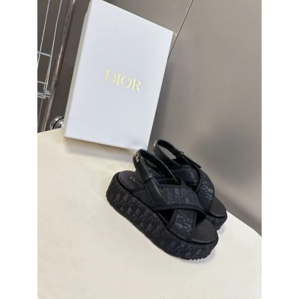 2026新作 サンダル DIOR ディオール 春夏大本命 完売必至モデル 商品画像 2