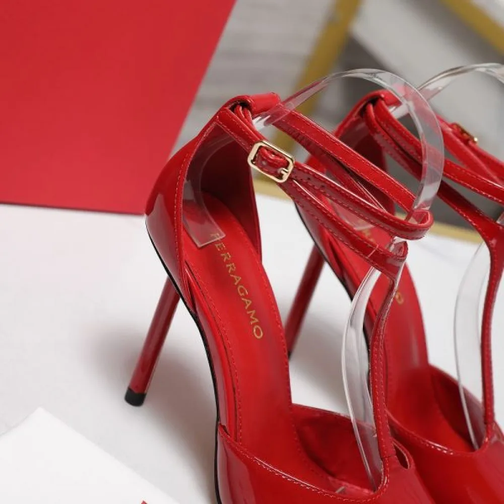 2026新作 サンダル FERRAGAMO フェラガモ 上級者向け 洗練ラグジュアリー 商品画像 7