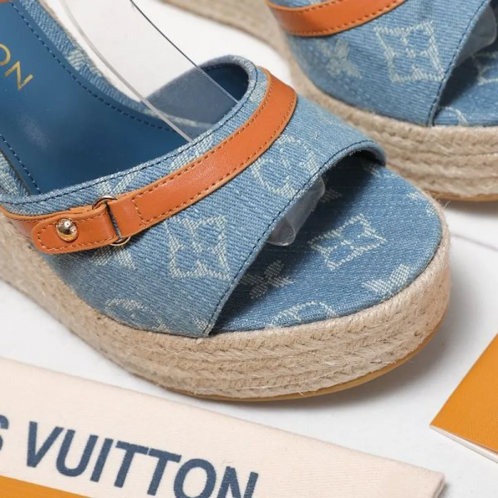 LOUIS VUITTON 2026新作 ルイヴィトン サンダル・ミュール トレンドスタイル 商品画像 3