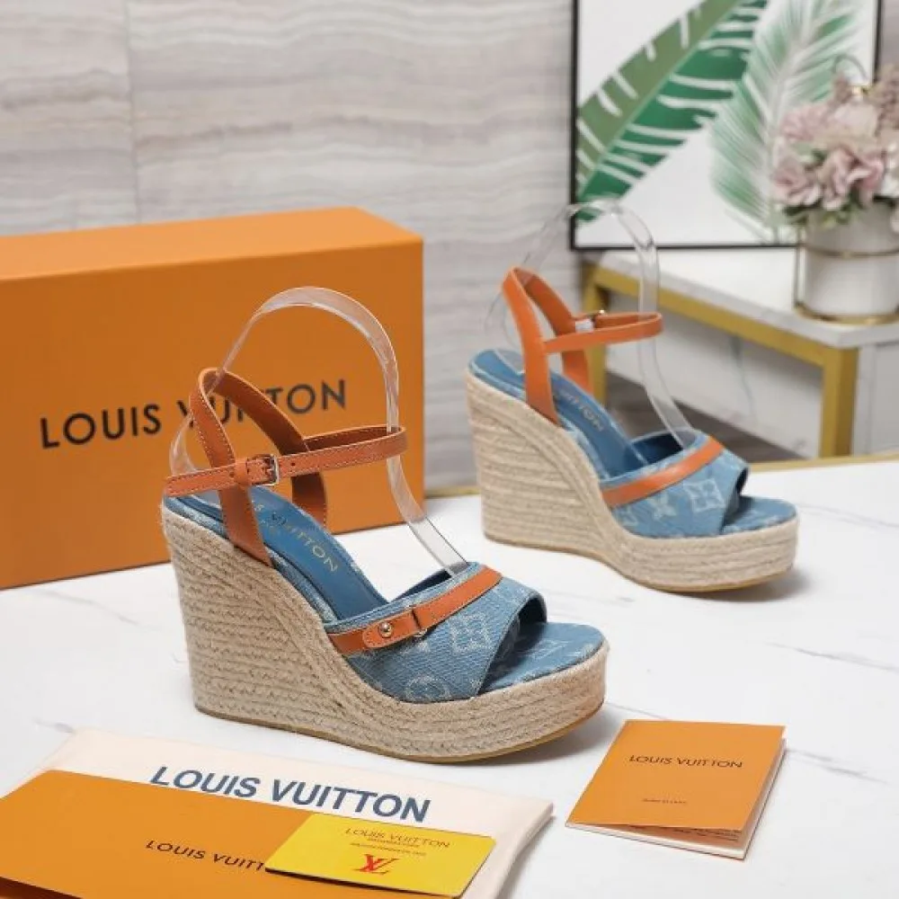 LOUIS VUITTON 2026新作 ルイヴィトン サンダル・ミュール トレンドスタイル 商品画像 4