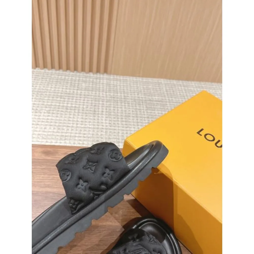 LOUIS VUITTON 2026新作 ルイヴィトン サンダル・ミュール 大人カジュアルスタイル 商品画像 7