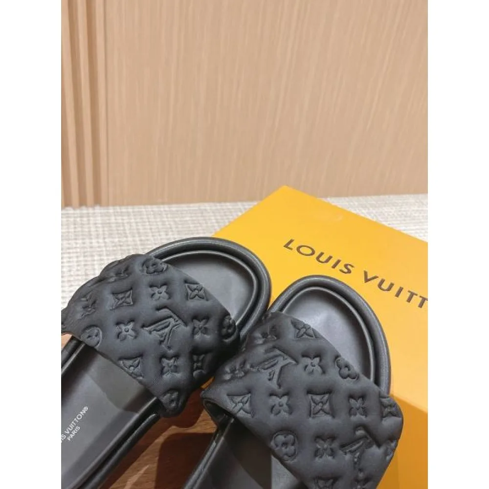 LOUIS VUITTON 2026新作 ルイヴィトン サンダル・ミュール 大人カジュアルスタイル 商品画像 8