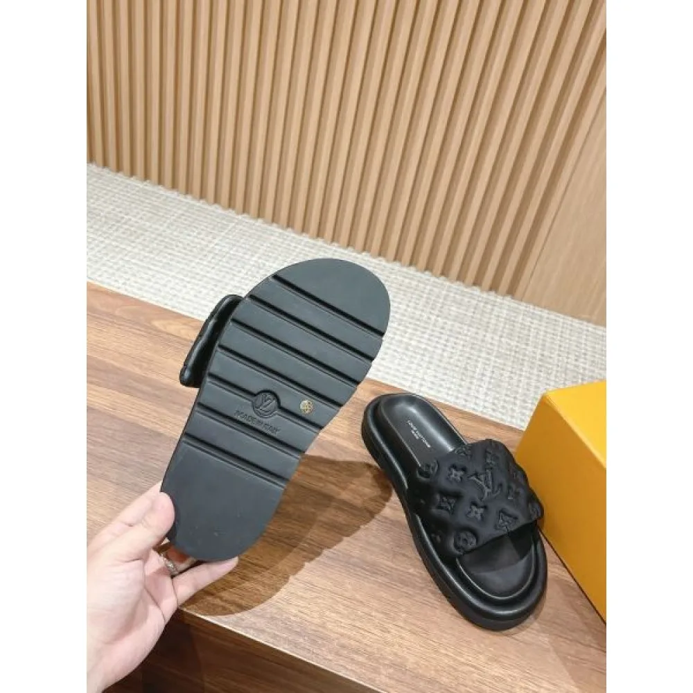 LOUIS VUITTON 2026新作 ルイヴィトン サンダル・ミュール 大人カジュアルスタイル 商品画像 9