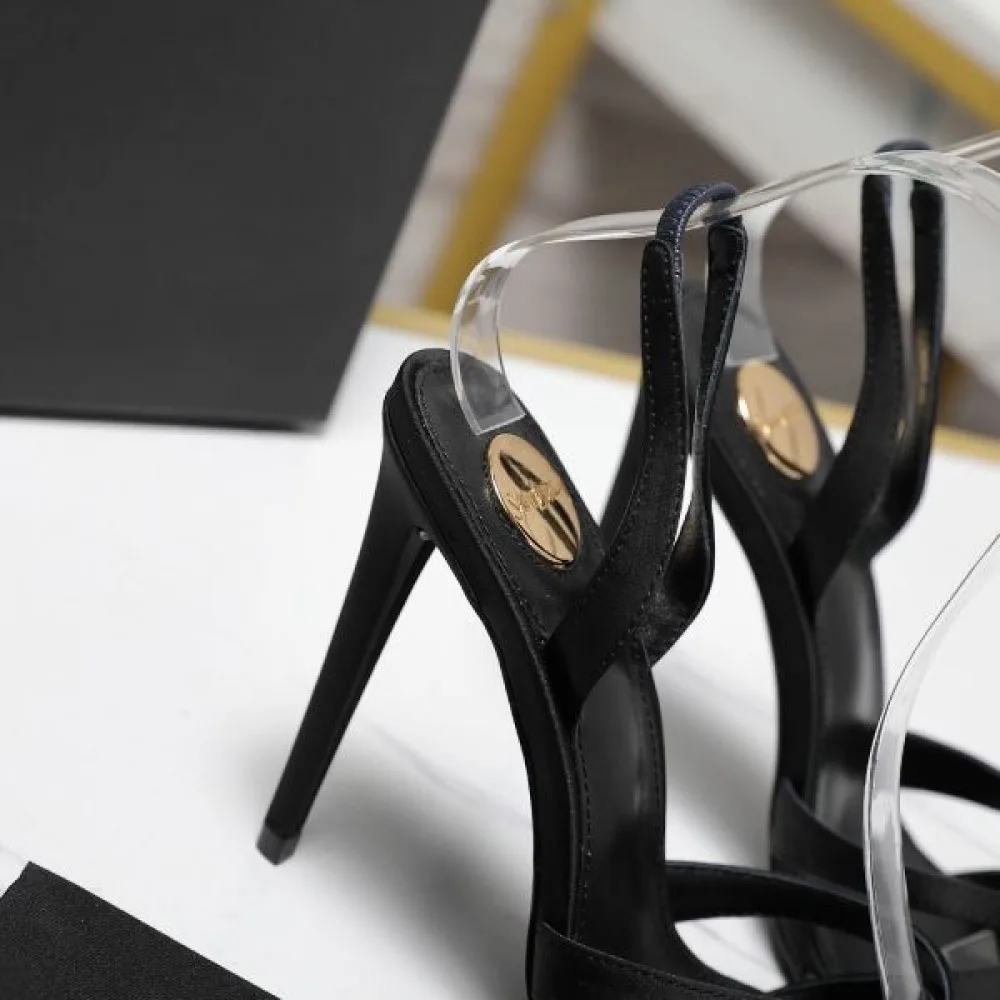 2026新作 サンダル YSL イヴサンローラン 感度高めトレンド 洗練デザイン 商品画像 9