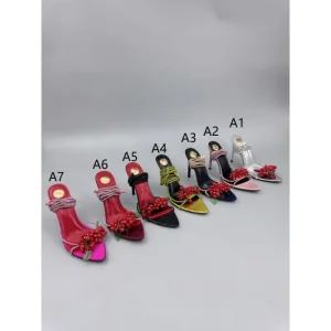YSL 2026春夏 イヴ・サンローラン サンダル・ミュール 上品エレガントモデル 商品画像 1