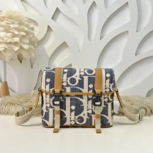 DIOR ディオール ショルダーバッグ 2026新作 ワンランク上の洗練コーデ 商品画像 1