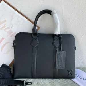 LOUIS VUITTON ルイヴィトン ブリーフケース 2026新作 長年愛される王道人気モデル 商品画像 1