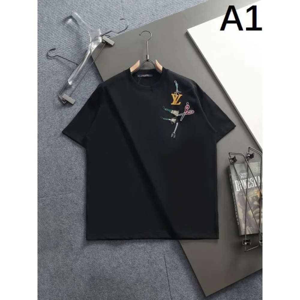 2026新品 半袖Tシャツ LOUIS VUITTON ルイヴィトン 販売店舗限定モデル、希少アイテム 商品画像 1