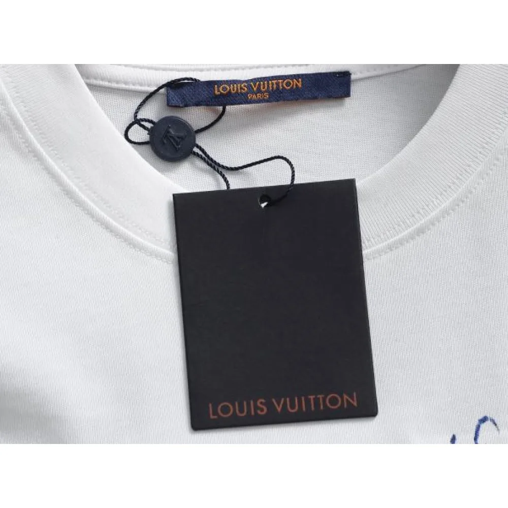 2026新品 半袖Tシャツ LOUIS VUITTON ルイヴィトン 新作限定、大人のエレガントスタイル 商品画像 8