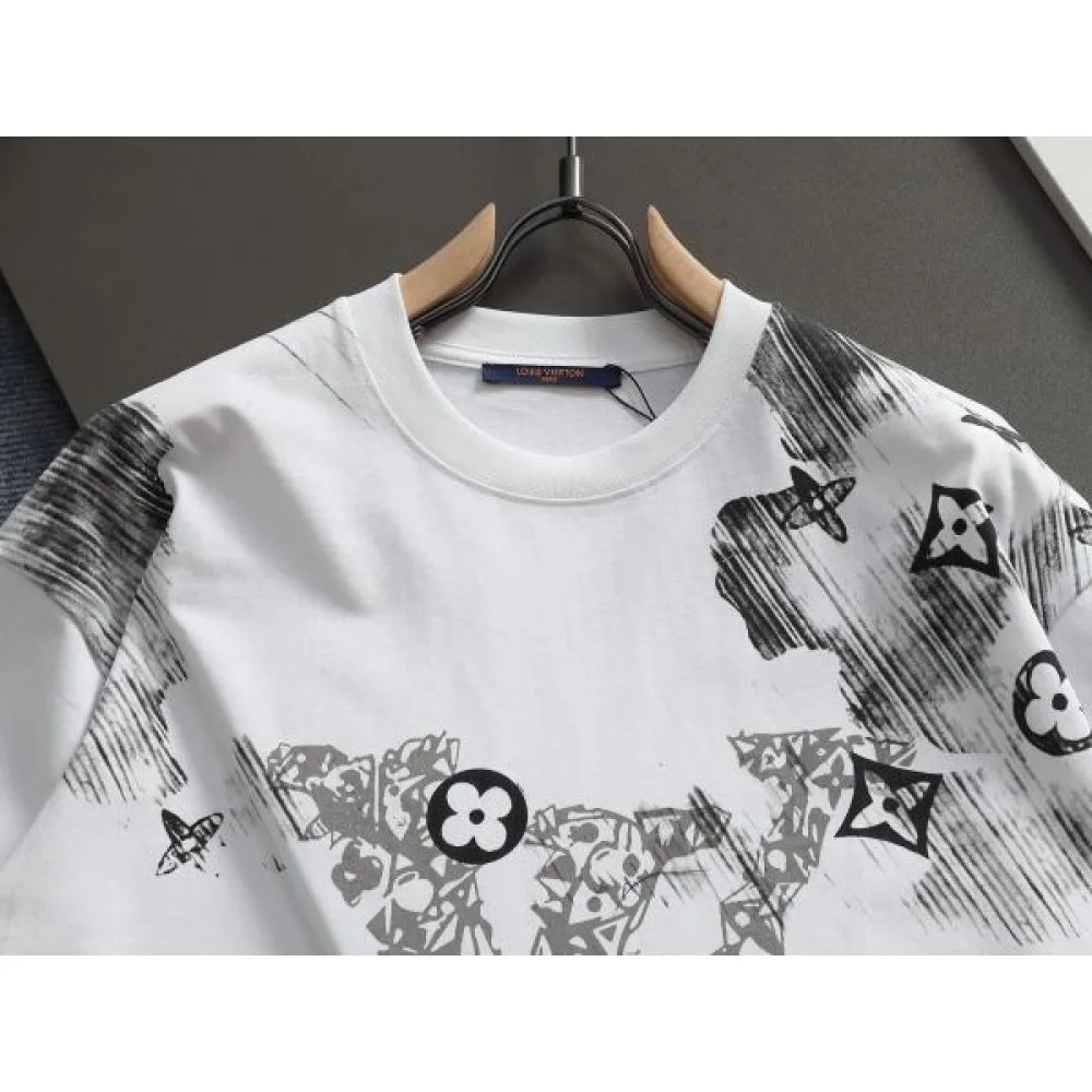 2026新品 半袖Tシャツ LOUIS VUITTON ルイヴィトン 数量限定!奇跡の入荷で争奪戦必至 商品画像 4