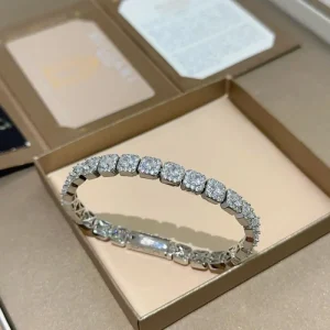 2026新品 ブレスレット BVLGARI ブルガリ 毎シーズン存在感を放つ人気モデル 商品画像 1