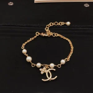 2026新品 ブレスレット CHANEL シャネル スタイリッシュな雰囲気漂う新作 商品画像 1