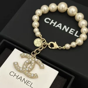 2026新品 ブレスレット CHANEL シャネル 日本でも大人気の定番モデル 商品画像 1
