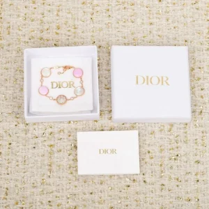 2026新品 ブレスレット DIOR ディオール 今季爆発的人気の定番商品 商品画像 1