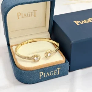 2026新品 ブレスレット PIAGET ピアジェ 期間限定でお得に手に入る 商品画像 1