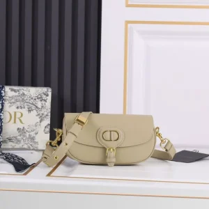 2026新品 トートバッグ DIOR ディオール 洗練シルエット 上質ラグジュアリー 商品画像 1
