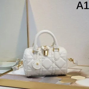 DIOR ディオール トートバッグ 2026新作 洗練された春夏トレンドモデル 商品画像 1
