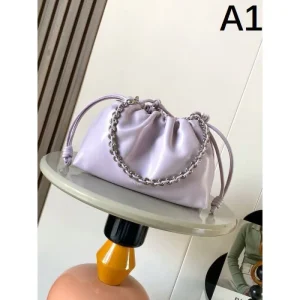2026新品 トートバッグ LOEWE ロエベ シーンレスで使える 洗練万能デザイン 商品画像 1