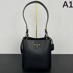2026新品 トートバッグ PRADA プラダ モダン洗練 トレンドモデル 商品画像 1