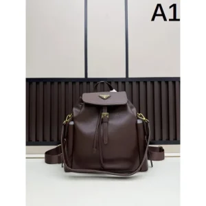 2026新品 バックパック PRADA プラダ ミニマル洗練 高級感スタイル 商品画像 1