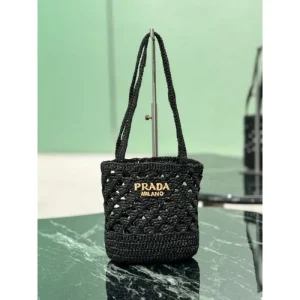 PRADA プラダ トートバッグ 2026新作 春夏映えするトレンドカラー 商品画像 1
