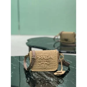 PRADA プラダ ショルダーバッグ 2026新作 完売必至の人気掲載モデル 商品画像 1