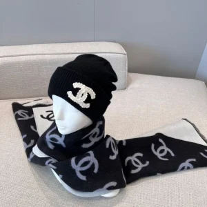 2026年新作 スカーフ CHANEL シャネル 心を惹きつけるエレガントな佇まい 商品画像 1
