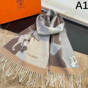2026年新作 スカーフ HERMES エルメス おしゃれ上級者に選ばれる逸品 商品画像 1