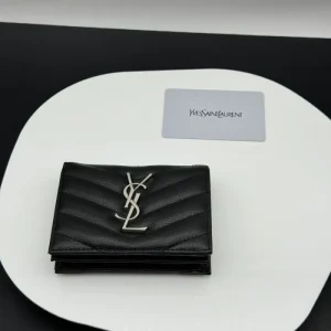 2026新品 二つ折り財布 YSL イヴ サンローラン 入手困難レアモデル 人気プレミアムアイテム 商品画像 1