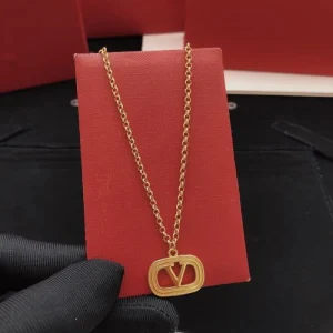 2026新品 ネックレス VALENTINO ヴァレンティノ 絶大な人気を誇る新作 商品画像 1
