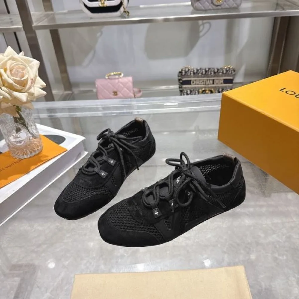 2026春夏新作 LOUIS VUITTON ルイヴィトン スニーカー ギフトにも最適なモデル 商品画像 4
