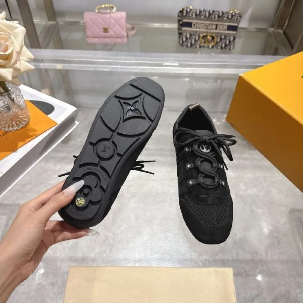 2026春夏新作 LOUIS VUITTON ルイヴィトン スニーカー ギフトにも最適なモデル 商品画像 9