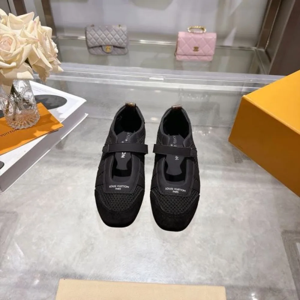 LOUIS VUITTON 2026SS ルイヴィトン スニーカー 定番人気アイテム 商品画像 3
