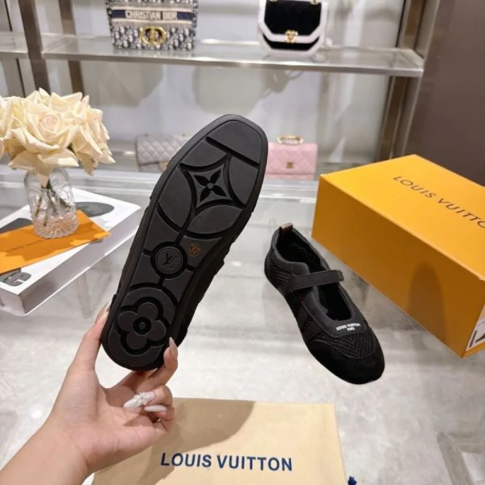 LOUIS VUITTON 2026SS ルイヴィトン スニーカー 定番人気アイテム 商品画像 8