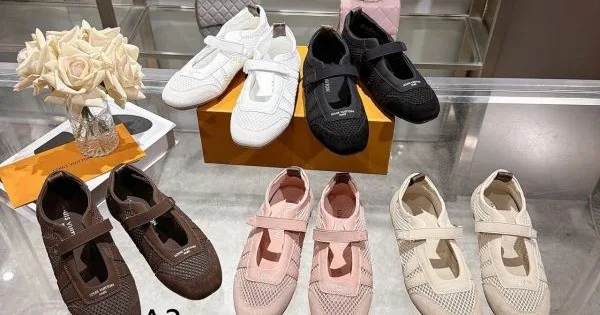LOUIS VUITTON 2026SS ルイヴィトン スニーカー 定番人気アイテム 商品画像 11